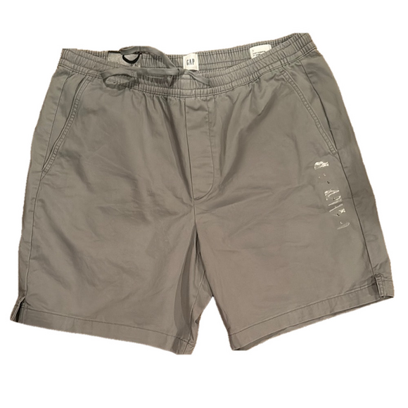 GAP Other - Gap NWT easy essential 8” short, large